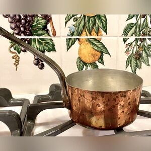 Vintage heavy duty copper with tin lined small pot